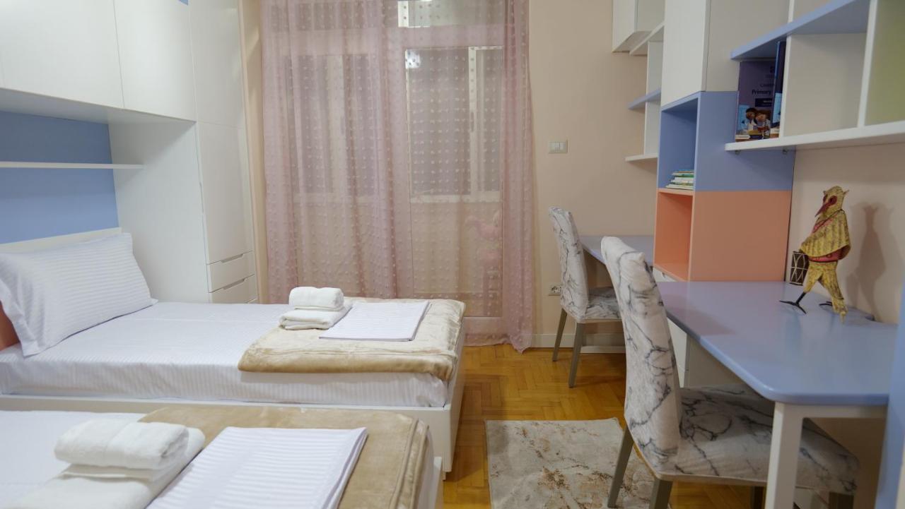 City Center Apartment Niko 04 Tirana Bagian luar foto