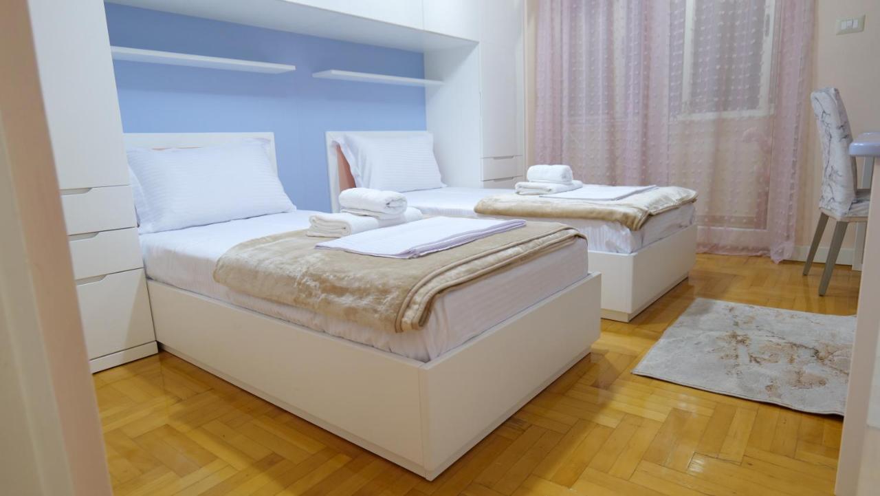 City Center Apartment Niko 04 Tirana Bagian luar foto